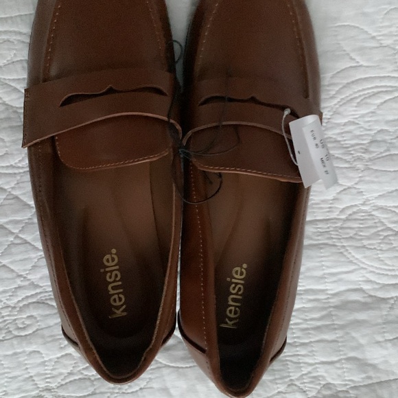NWT Kensie Brown Loafers - Picture 3 of 4